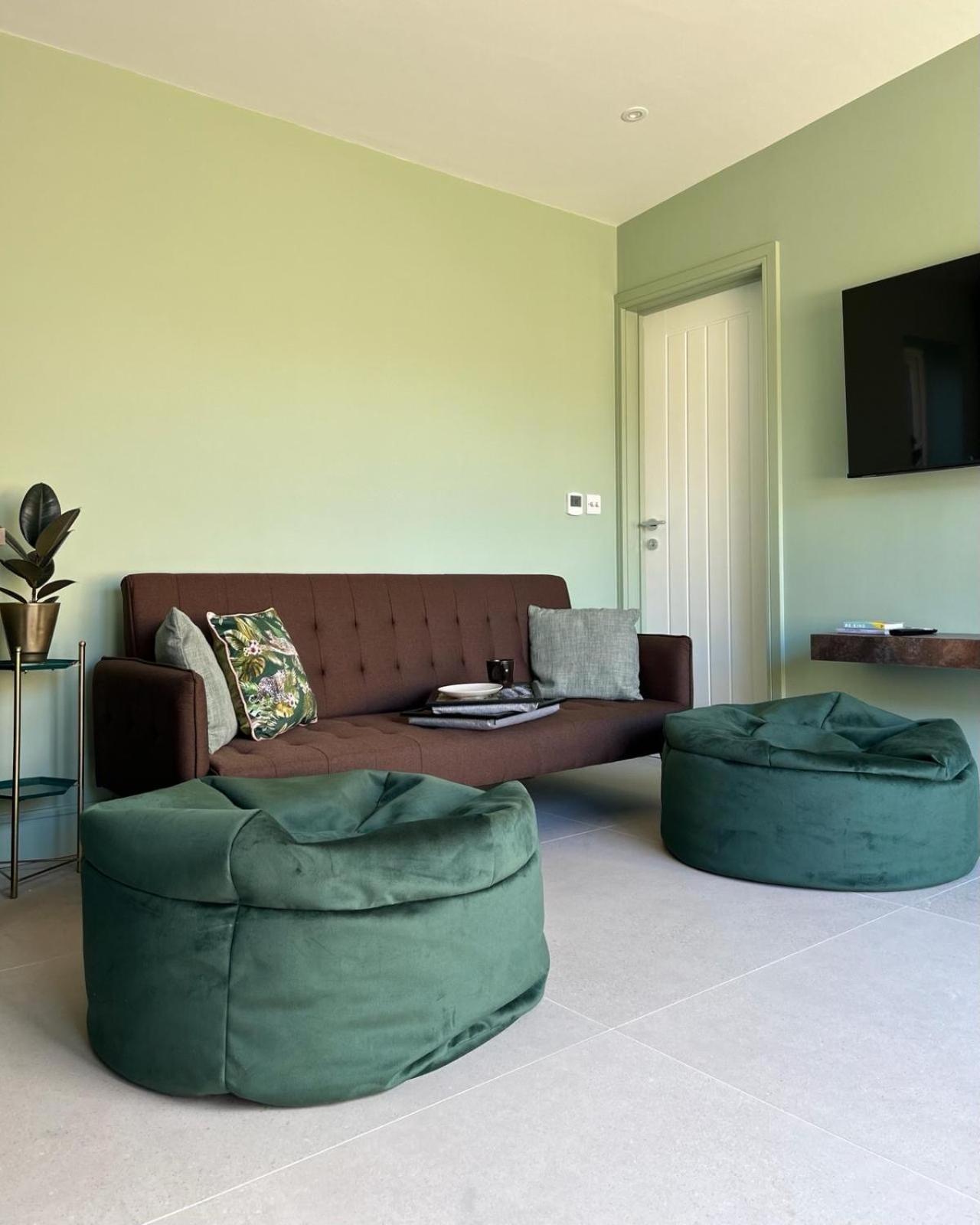 White Oaks Sussex Βίλα Twineham Εξωτερικό φωτογραφία