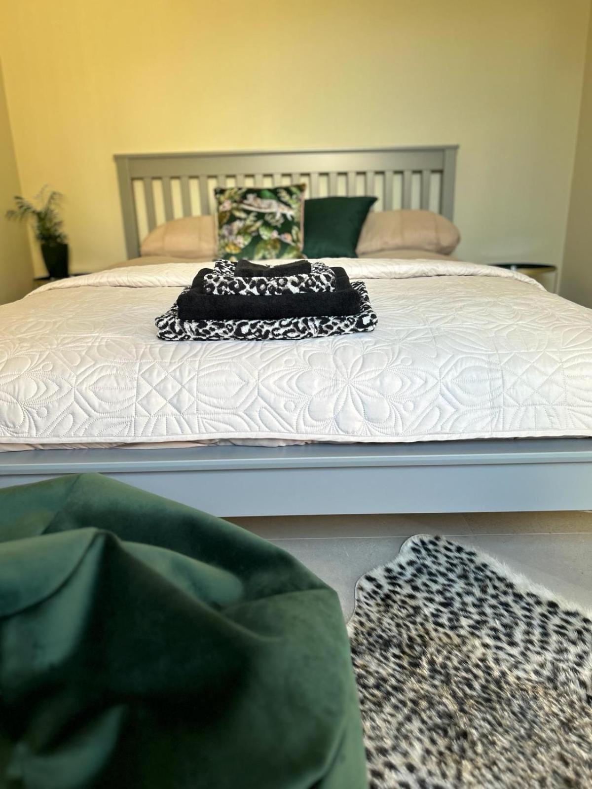 White Oaks Sussex Βίλα Twineham Εξωτερικό φωτογραφία