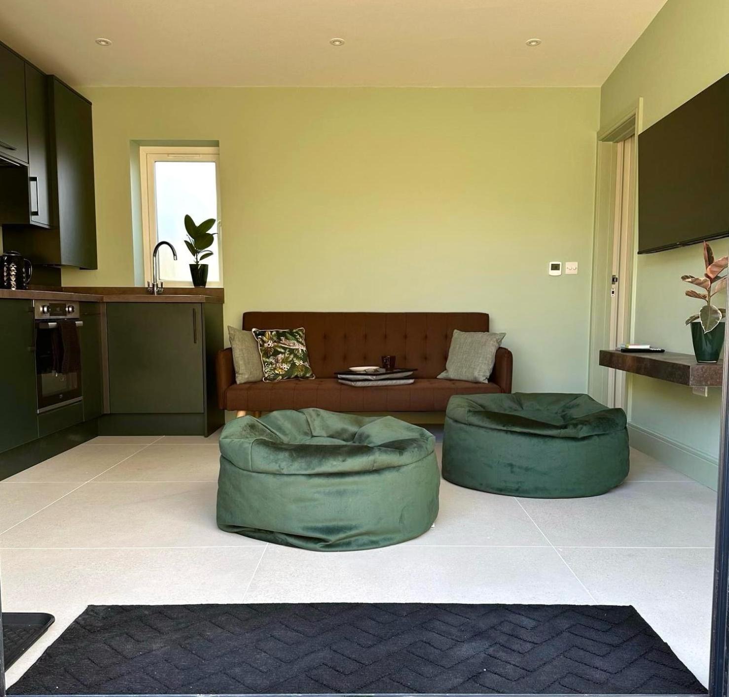 White Oaks Sussex Βίλα Twineham Εξωτερικό φωτογραφία